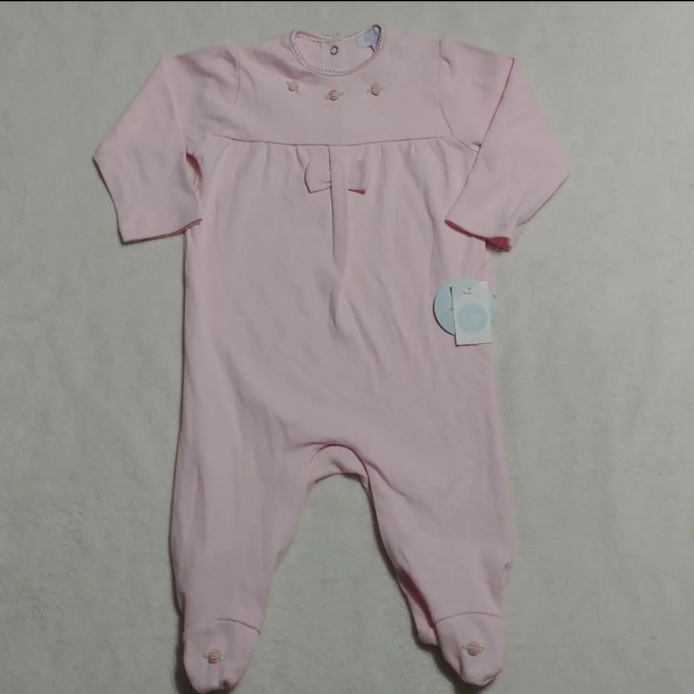 NEW! Rose footed onesie long sleeve 6M bow snaps